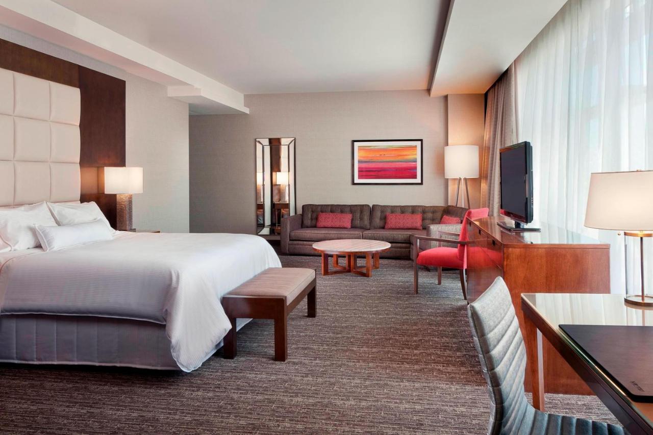 The Westin Phoenix Downtown Bagian luar foto