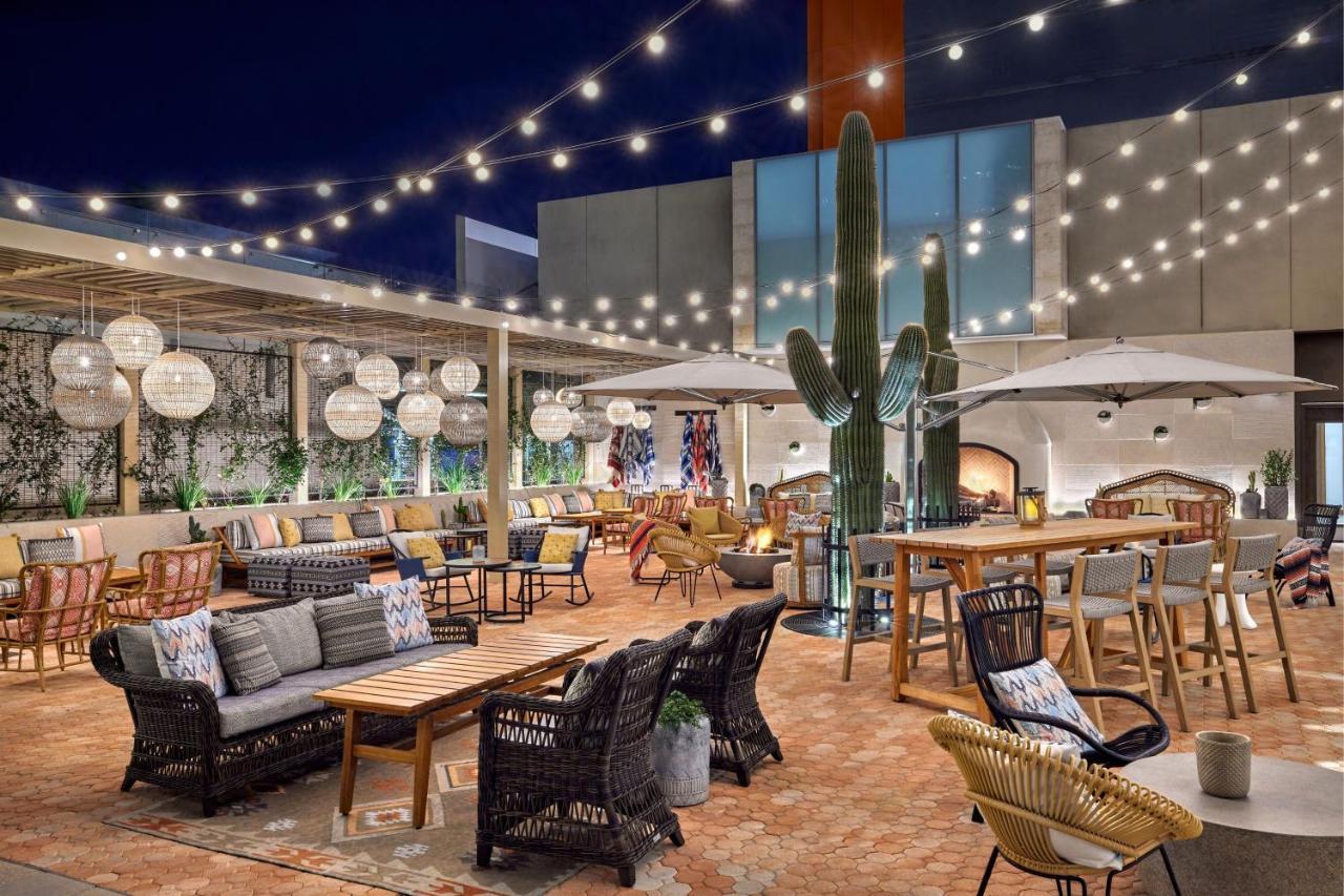 The Westin Phoenix Downtown Bagian luar foto