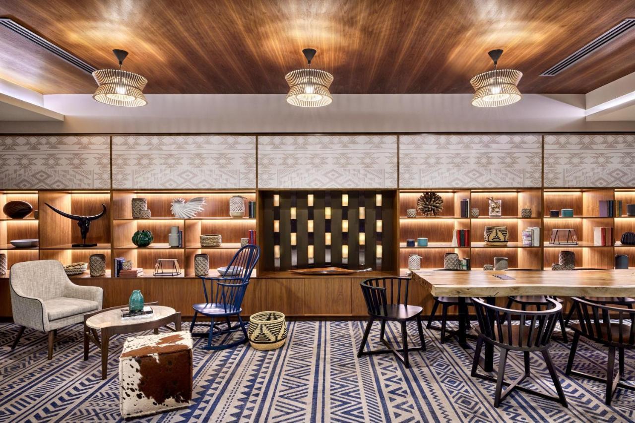 The Westin Phoenix Downtown Bagian luar foto