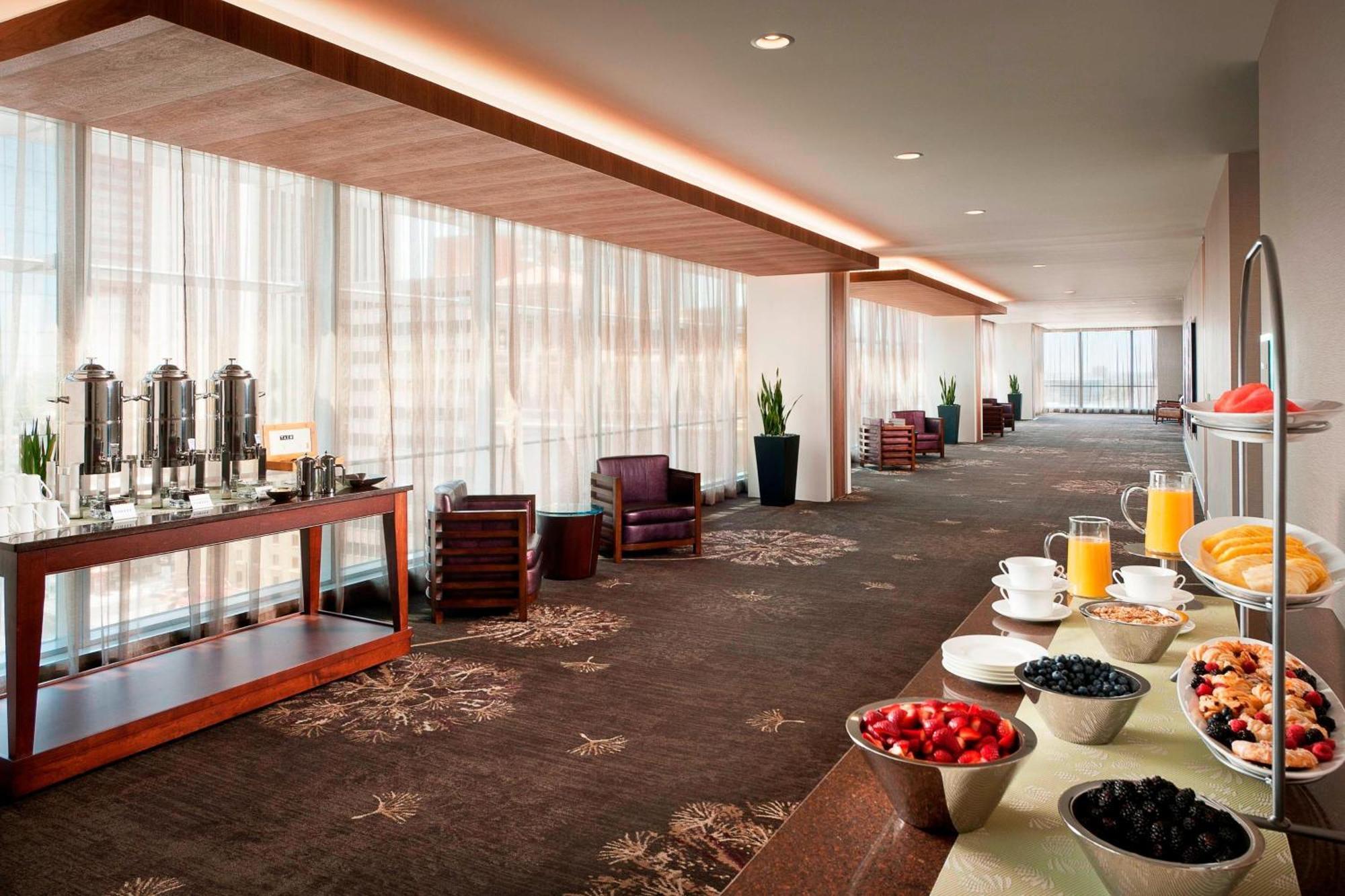 The Westin Phoenix Downtown Bagian luar foto